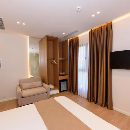 Mahoro Boutique Hotel Vlore