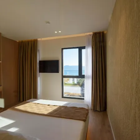 Mahoro Boutique 4* Vlore