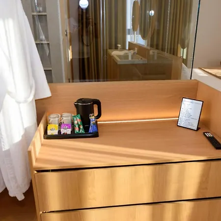 Mahoro Boutique Hotell 4*