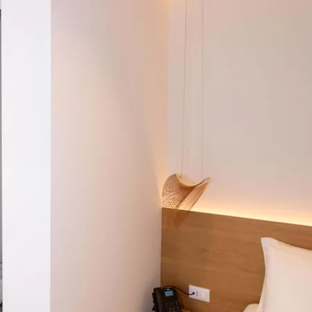 Mahoro Boutique 4* Vlorë
