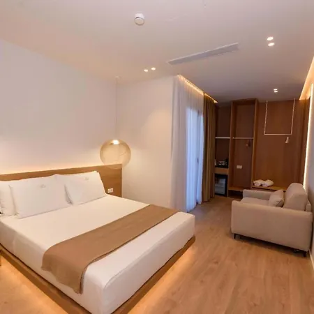 Mahoro Boutique 4*