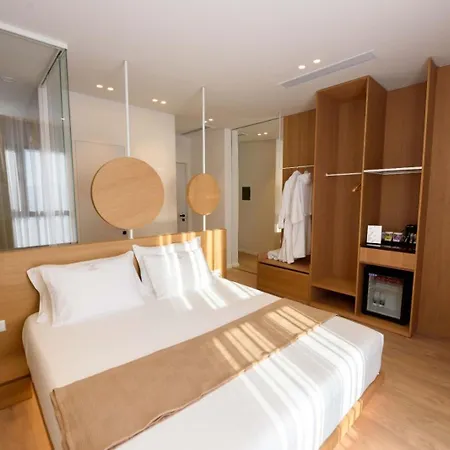 Mahoro Boutique 4* Vlorë